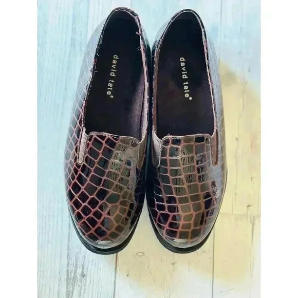 NWOT DAVID TATE PEARL BROWN PATENT LEATHER WOMEN’S SIZE 6.5 - Picture 2 of 9